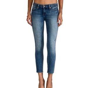 Paige Kylie Cropped Jean. Medium/dark wash. Size 25.